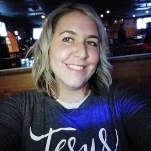 Meet your Posher, Lori